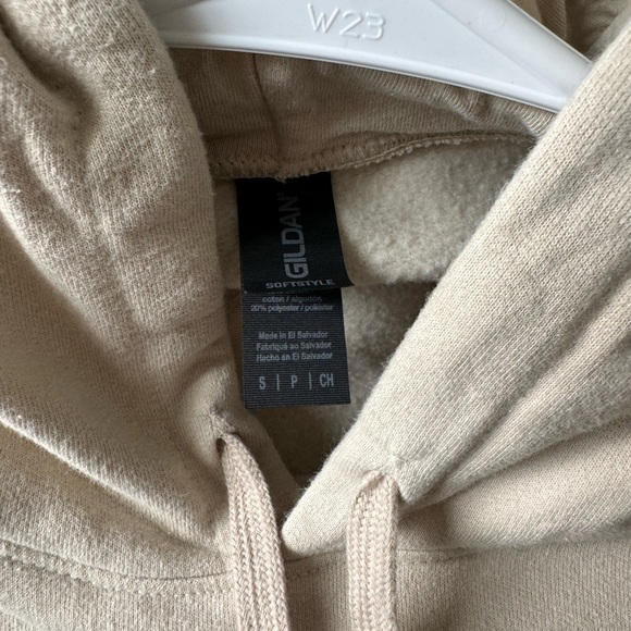 Cow sweatshirt! 🤍🤎 - Picture 3 of 3